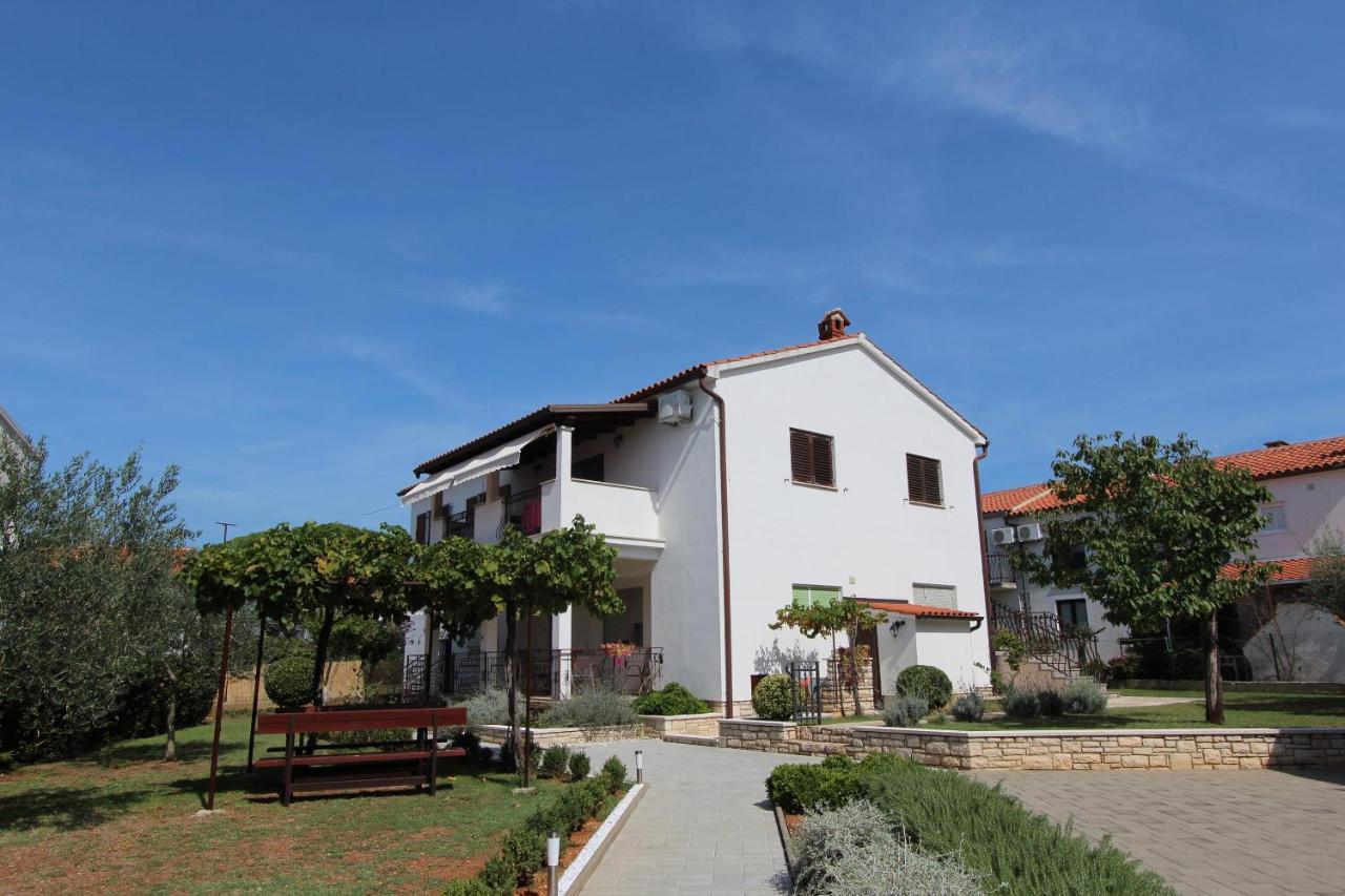 Apartments Mirela Rovinj Buitenkant foto