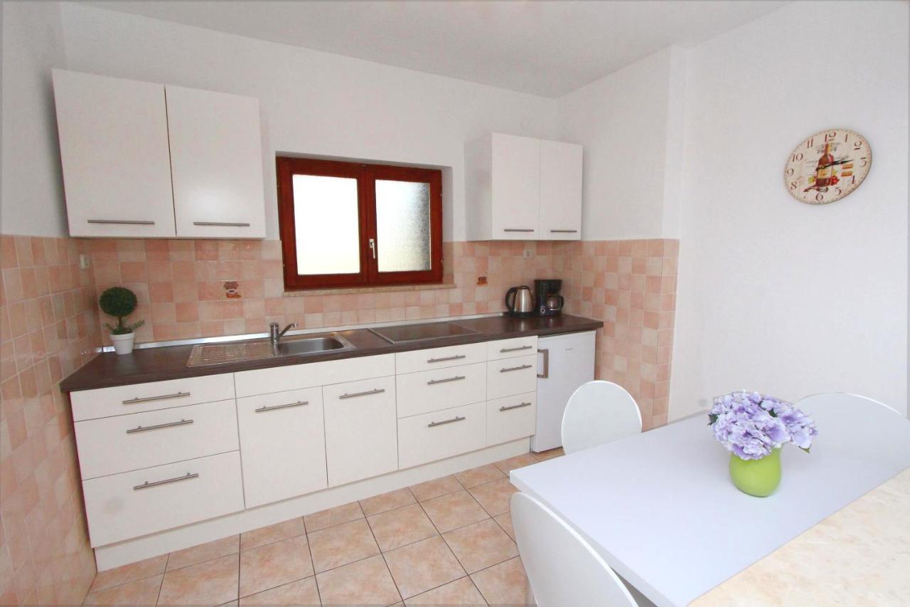 Apartments Mirela Rovinj Buitenkant foto